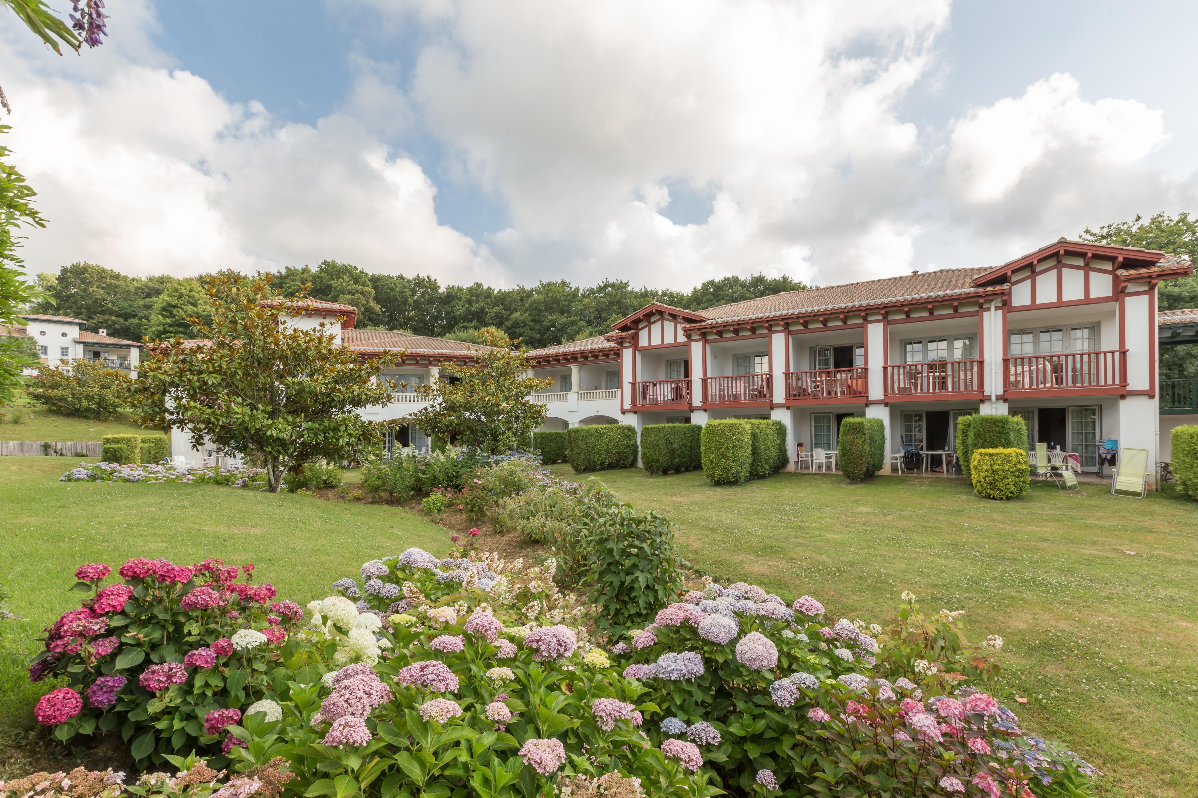 Residence Pierre & Vacances Le Domaine De Bordaberry Urrugne Exterior photo