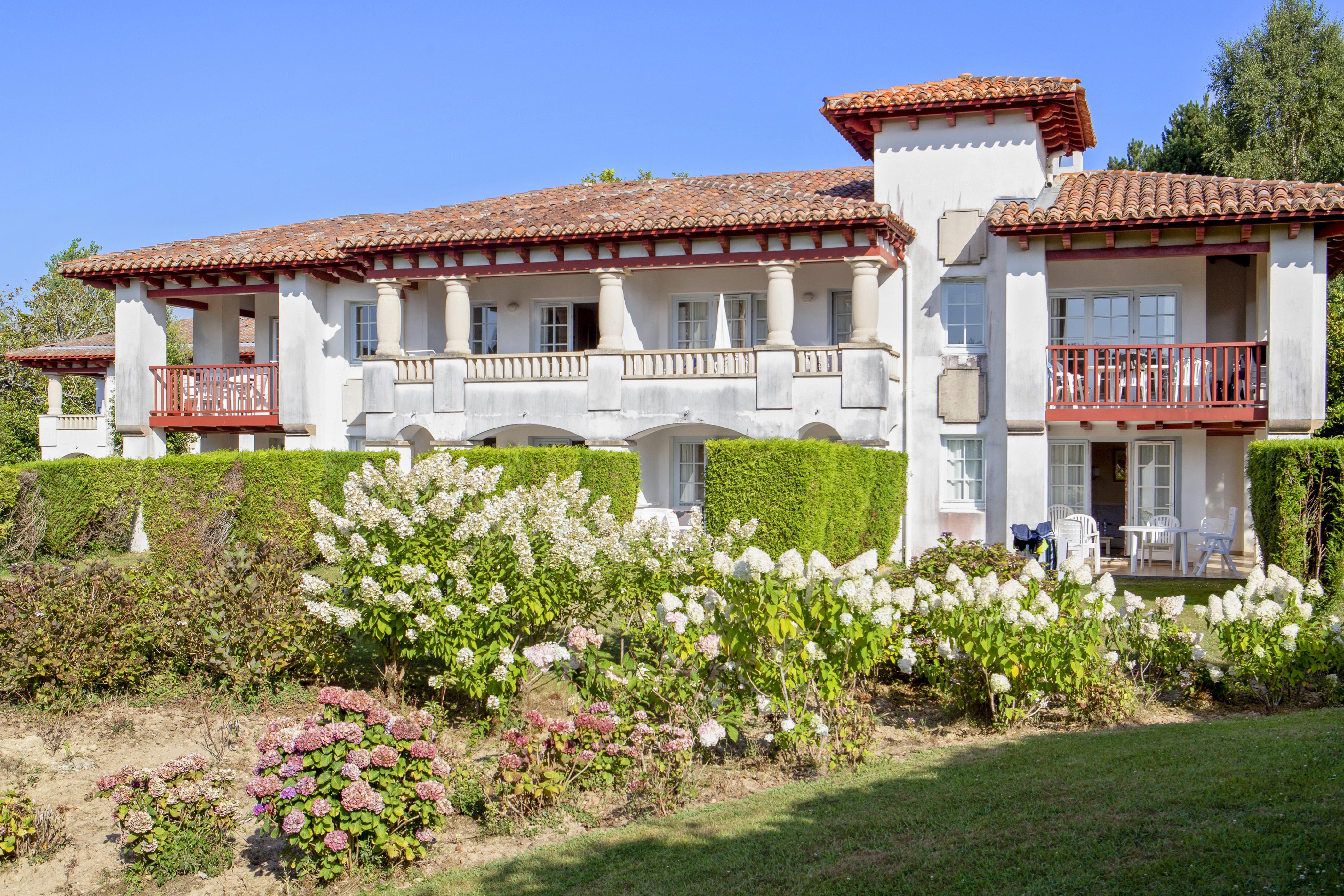 Residence Pierre & Vacances Le Domaine De Bordaberry Urrugne Exterior photo