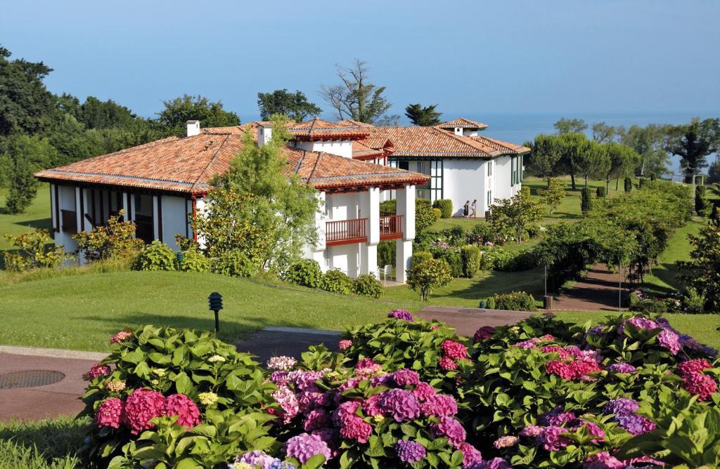 Residence Pierre & Vacances Le Domaine De Bordaberry Urrugne Exterior photo
