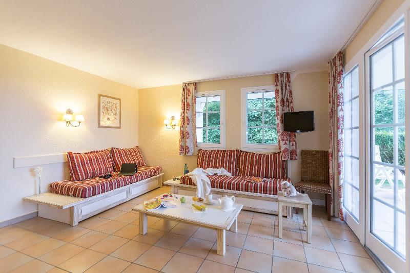 Residence Pierre & Vacances Le Domaine De Bordaberry Urrugne Exterior photo