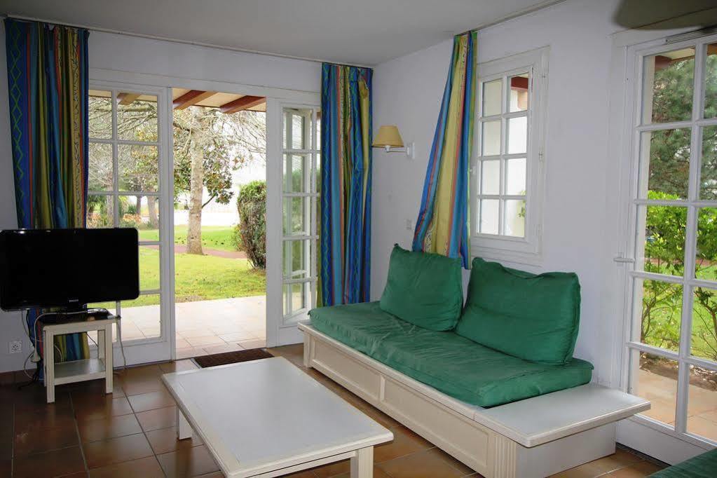 Residence Pierre & Vacances Le Domaine De Bordaberry Urrugne Exterior photo